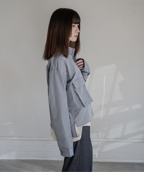 Utusiyo(ウツシヨ)の「nylon shirt 衣嚢(シャツ/ブラウス・メンズ・ブラック/グレイッシュブルー・FREE)」の6枚目の写真