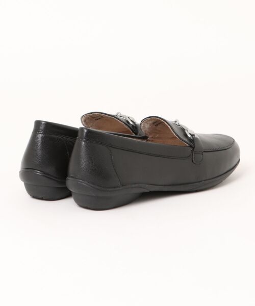 ALPHA CUBIC(アルファーキュビック)の「【はっ水加工】リアルレザービットローファー(ローファー・レディース・ブラック/ダークベージュ・22.5cm/23.5cm/24.5cm/23.0cm/24.0cm)」の4枚目の写真