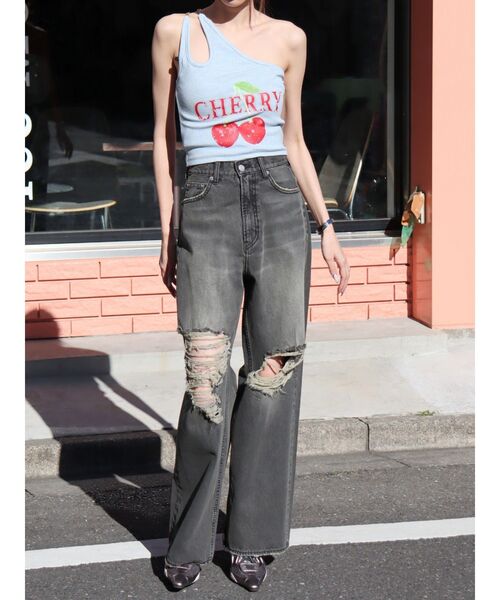 EVRIS（エヴリス）の「グランジダメージワイドデニムパンツ（デニムパンツ・レディース・ブラック/ライトブルー・MEDIUM/SMALL）」の21枚目の写真