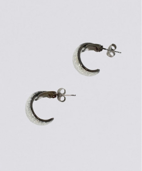 kiehtova（キエトヴァ）の「【kiehtova】GLOSS EPOXY PETIT HOOP PIERCE/グロスエポプチフープピアス KT10（ピアス（両耳用）・レディース・シルバー/ブラウン・FREE）」の4枚目の写真