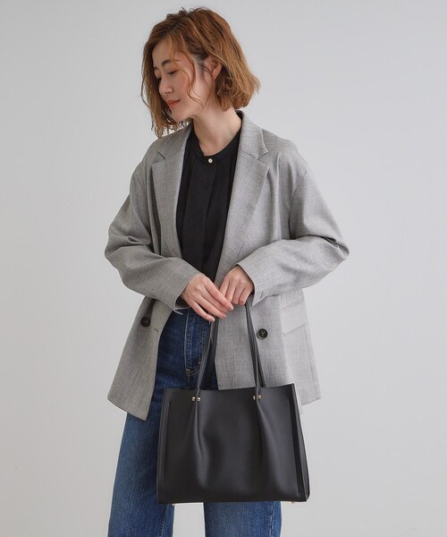 grove(グローブ)の「【雑誌掲載】タックハンドルスクエア2WAYトート(トートバッグ・レディース・ライトイエロー系/ライトグレー/ブラック/ベージュ・00)」の7枚目の写真