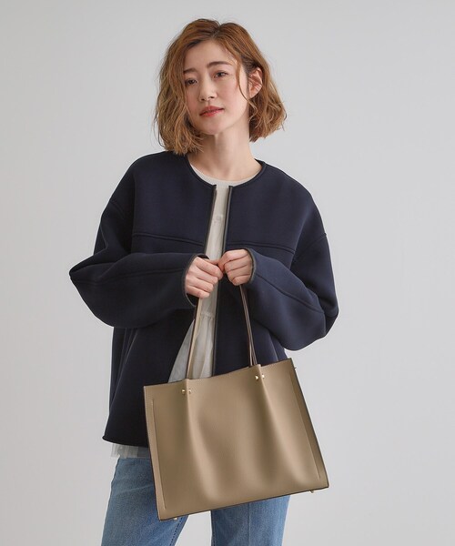 grove(グローブ)の「【雑誌掲載】タックハンドルスクエア2WAYトート(トートバッグ・レディース・ライトイエロー系/ライトグレー/ブラック/ベージュ・00)」の9枚目の写真