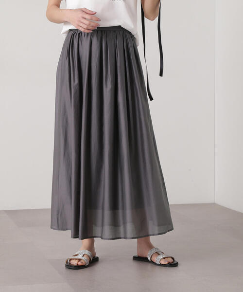 N.（N. Natural Beauty Basic）（エヌエヌナチュラルビューティーベーシック）の「シアーローンタックフレアスカート（スカート・レディース・チャコールグレー/ブルー/ライトベージュ・MEDIUM）」の10枚目の写真