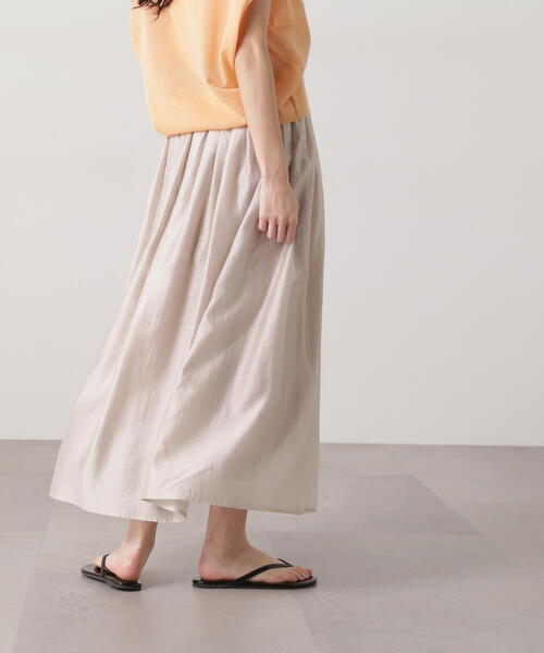 N.（N. Natural Beauty Basic）（エヌエヌナチュラルビューティーベーシック）の「シアーローンタックフレアスカート（スカート・レディース・チャコールグレー/ブルー/ライトベージュ・MEDIUM）」の16枚目の写真