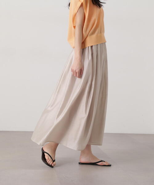 N.（N. Natural Beauty Basic）（エヌエヌナチュラルビューティーベーシック）の「シアーローンタックフレアスカート（スカート・レディース・チャコールグレー/ブルー/ライトベージュ・MEDIUM）」の20枚目の写真