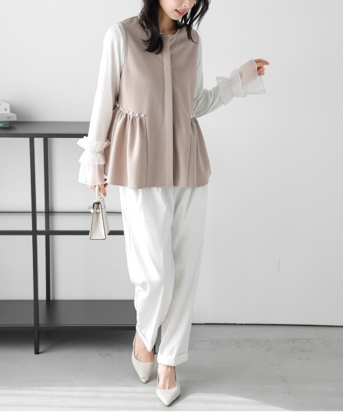 La-gemme（ラジェム）の「パールペプラムジレ（ベスト・レディース・ブラック/ベージュ・フリー）」の8枚目の写真