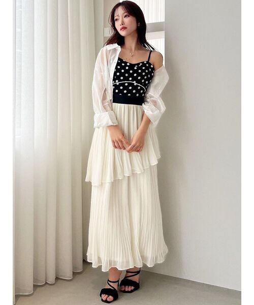 RESEXXY（リゼクシー）の「シアーショートシャツ（シャツ/ブラウス・レディース・ブルー/ブラック/ホワイト・FREE）」の4枚目の写真