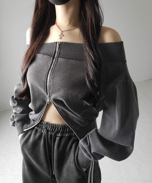 me+em select（ミームセレクト）の「※※【 ２color 】ダブルジップピグメントオフショルスウェットトップス ／ double zip pigment off shoulder sweat tops（その他トップス・レディース・ブルー/グレー・FREE）」の5枚目の写真