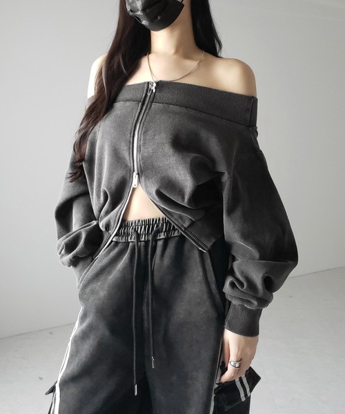 me+em select（ミームセレクト）の「※※【 ２color 】ダブルジップピグメントオフショルスウェットトップス ／ double zip pigment off shoulder sweat tops（その他トップス・レディース・ブルー/グレー・FREE）」の6枚目の写真
