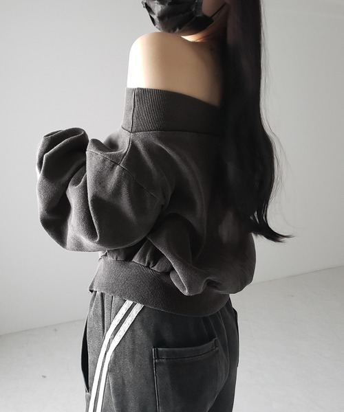 me+em select（ミームセレクト）の「※※【 ２color 】ダブルジップピグメントオフショルスウェットトップス ／ double zip pigment off shoulder sweat tops（その他トップス・レディース・ブルー/グレー・FREE）」の7枚目の写真