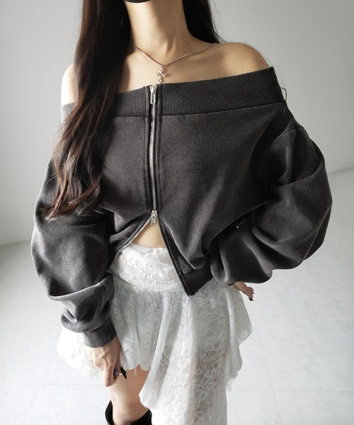 me+em select（ミームセレクト）の「※※【 ２color 】ダブルジップピグメントオフショルスウェットトップス ／ double zip pigment off shoulder sweat tops（その他トップス・レディース・ブルー/グレー・FREE）」の16枚目の写真