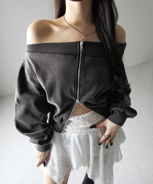 me+em select（ミームセレクト）の「※※【 ２color 】ダブルジップピグメントオフショルスウェットトップス ／ double zip pigment off shoulder sweat tops（その他トップス・レディース・ブルー/グレー・FREE）」の17枚目の写真