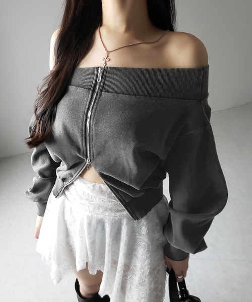 me+em select（ミームセレクト）の「※※【 ２color 】ダブルジップピグメントオフショルスウェットトップス ／ double zip pigment off shoulder sweat tops（その他トップス・レディース・ブルー/グレー・FREE）」の18枚目の写真