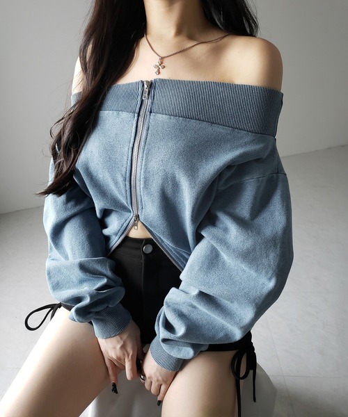 me+em select（ミームセレクト）の「※※【 ２color 】ダブルジップピグメントオフショルスウェットトップス ／ double zip pigment off shoulder sweat tops（その他トップス・レディース・ブルー/グレー・FREE）」の19枚目の写真