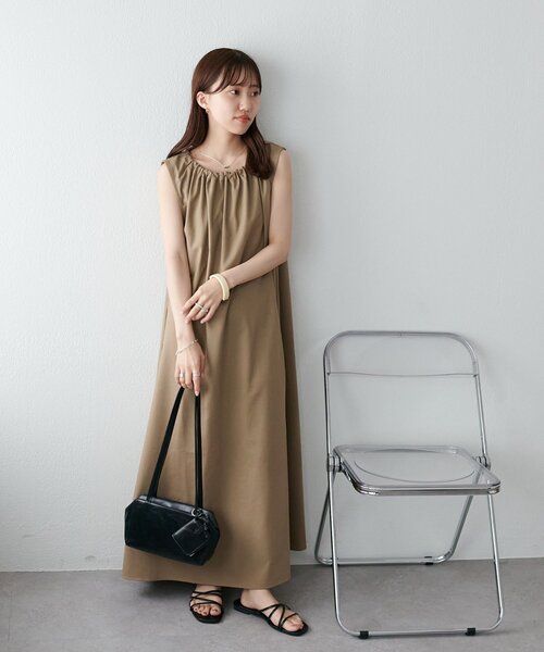 セール】【新色追加!/WEB限定】衿ギャザーノースリワンピース