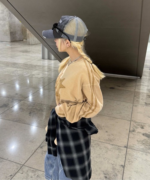 sedacle(セダクル)の「アップリケドローコードロンT(Tシャツ/カットソー・レディース・チャコールグレー/ボルドー/ベージュ・LARGE/MEDIUM/SMALL)」の21枚目の写真