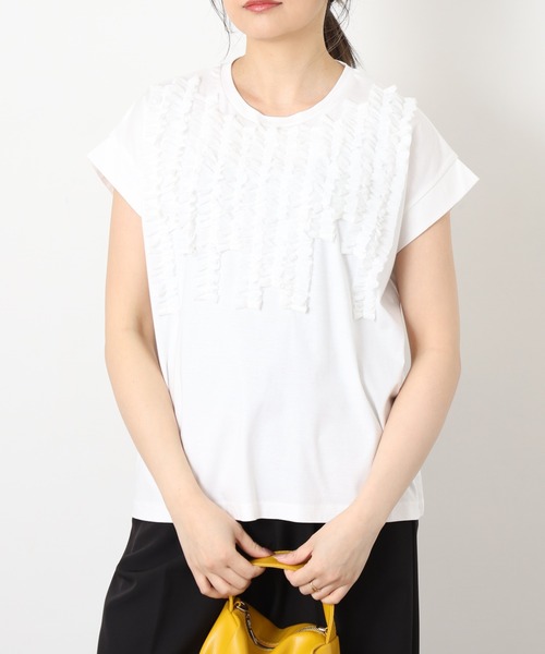 EGLANTINE(エグランティーヌ)の「EGLANTINE シフォンフリル付き半袖カットソー(Tシャツ/カットソー・レディース・ブラック/オフホワイト/ライトベージュ/レッド/グレー・40/38)」の19枚目の写真