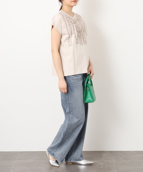 EGLANTINE(エグランティーヌ)の「EGLANTINE シフォンフリル付き半袖カットソー(Tシャツ/カットソー・レディース・ブラック/オフホワイト/ライトベージュ/レッド/グレー・40/38)」の13枚目の写真