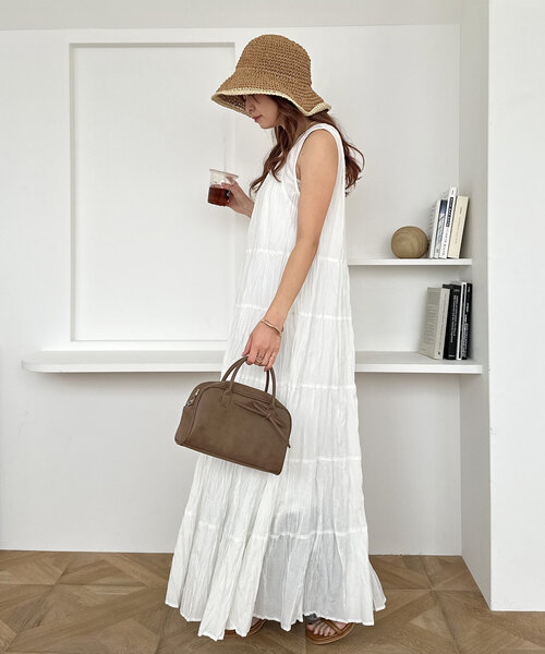 DISCOAT（ディスコート）の「2WAYリボンスクエアボストンバッグ（ボストンバッグ・レディース・ブラック/シルバー/ブラウン・FREE）」の7枚目の写真