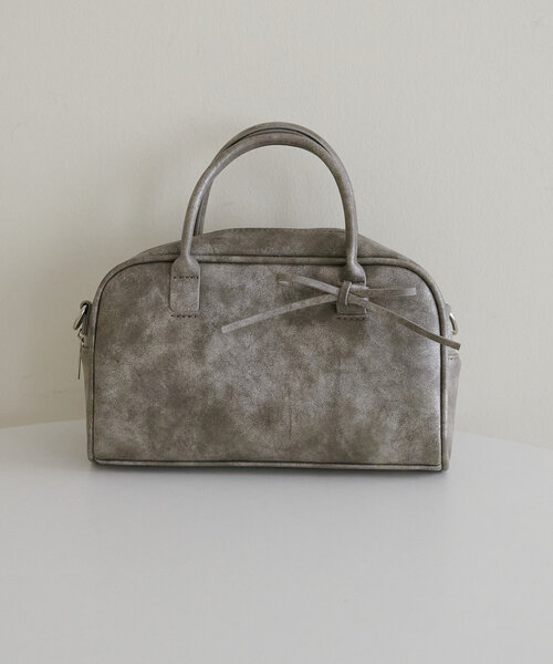 DISCOAT（ディスコート）の「2WAYリボンスクエアボストンバッグ（ボストンバッグ・レディース・ブラック/シルバー/ブラウン・FREE）」の17枚目の写真