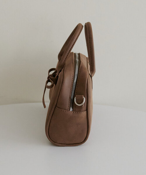 DISCOAT（ディスコート）の「2WAYリボンスクエアボストンバッグ（ボストンバッグ・レディース・ブラック/シルバー/ブラウン・FREE）」の20枚目の写真