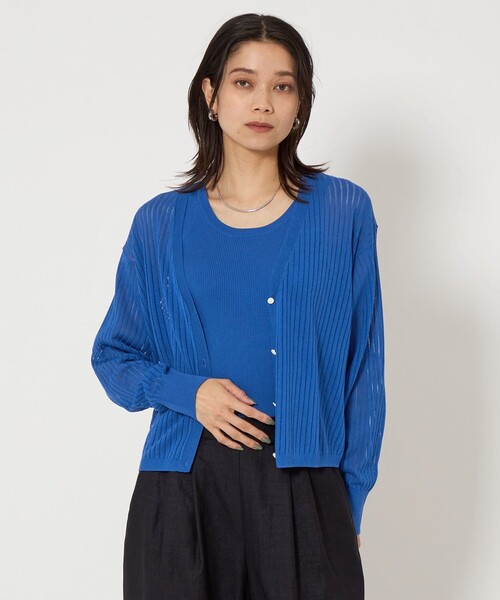 green label relaxing（グリーンレーベルリラクシング）の「シャーリー ハリヌキ Vネック ニット カーディガン -ウォッシャブル-（カーディガン/ボレロ・レディース・ブラック/ホワイト/ダークブラウン/コバルトブルー・FREE）」の22枚目の写真