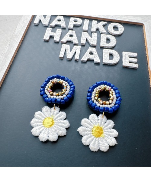 tone（トーン）の「【NAPIKO】お花🌸ひらひら♡丸型☆ビーズアクセサリー◇マルチ/ピアス(MA)（ピアス（両耳用）・レディース・マルチ・FREE）」の2枚目の写真