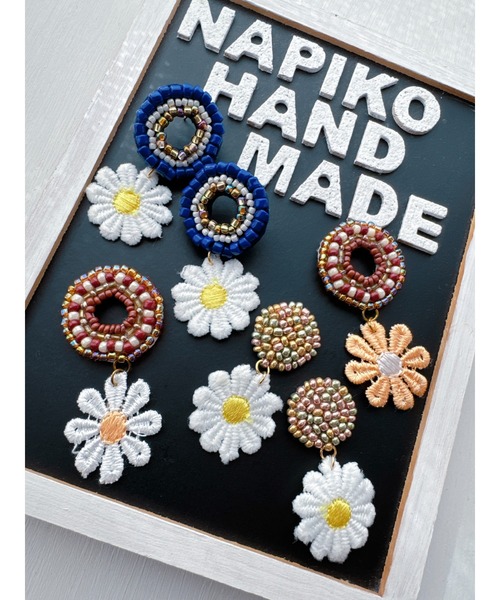 tone（トーン）の「【NAPIKO】お花🌸ひらひら♡丸型☆ビーズアクセサリー◇マルチ/ピアス(MA)（ピアス（両耳用）・レディース・マルチ・FREE）」の5枚目の写真