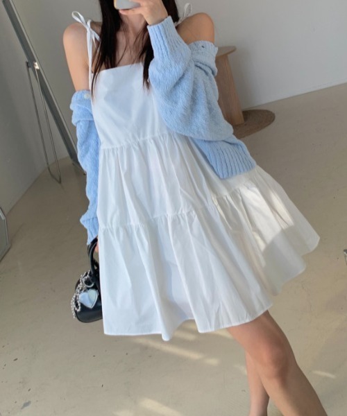 Vipoa(ヴィポア)の「ミニキャミワンピース(ワンピース・レディース・ホワイト/ブラック・FREE)」の2枚目の写真