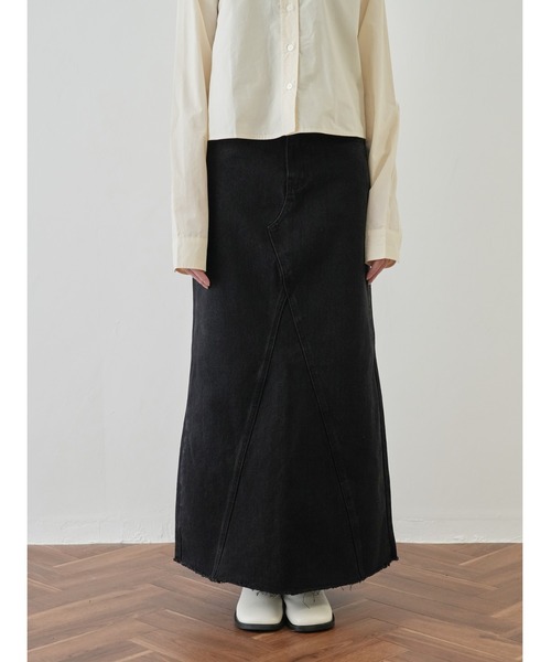 Bargiee(バージー)の「ロングデニムスカート(スカート・レディース・ブラック/インディゴブルー/ホワイト・SMALL/MEDIUM)」の1枚目の写真
