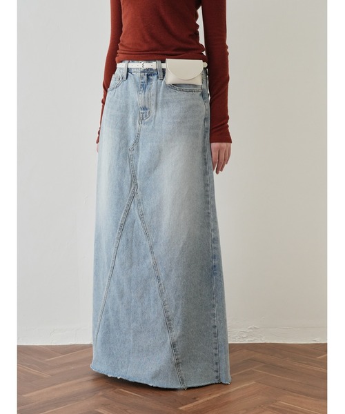 Bargiee(バージー)の「ロングデニムスカート(スカート・レディース・ブラック/インディゴブルー/ホワイト・SMALL/MEDIUM)」の9枚目の写真