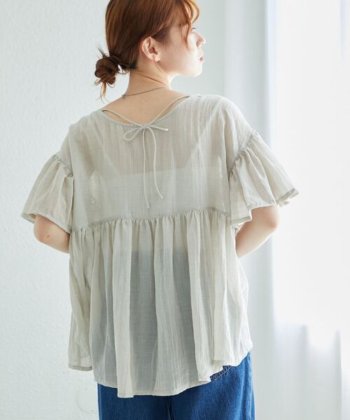 le.coeur blanc（ルクールブラン）の「《WEB限定アイテム》バックリボンガーゼブラウス（シャツ/ブラウス・レディース・ブラック/ブラウン/グリーン/ベージュ・38）」の3枚目の写真