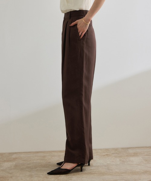 ROPE'(ロペ)の「レーヨンリネン センタープレスパンツ【セットアップジャケット・ワンピース対応】(その他パンツ・レディース・ブラウン/ネイビー/イエロー・36/38)」の13枚目の写真