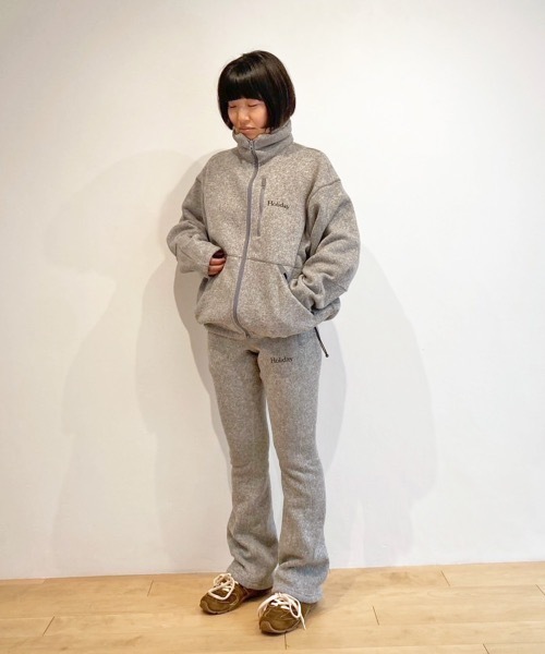 HOLIDAY（ホリデイ）の「THERMAL PRO FLEECE FLARE PANTS サーマルプロフリースフレアパンツ（その他パンツ・レディース・ヘザーグレー/ブラック・ONE SIZE）」の4枚目の写真