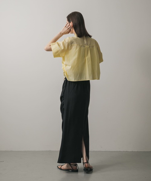 SENSE OF PLACE by URBAN RESEARCH（センスオブプレイスバイアーバンリサーチ）の「クロップドシャーリングシャツ(半袖)（シャツ/ブラウス・レディース・イエロー系その他/グレー系その他/ブルー系その他・ONE）」の7枚目の写真