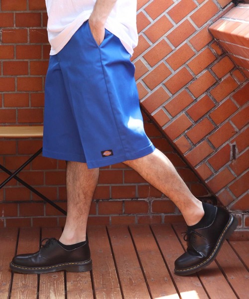Dickies（ディッキーズ）の「Dickies 13インチポケットワークショーツ（チノパンツ・メンズ・ブラック/ホワイト/カーキ/モスグリーン/グリーン/ピンク/レッド/ブラウン/ブルー/オレンジ/イエロー/ネイビー/パープル/ベージュ/チャコールグレー・28inch/36inch/34inch/30inch/32inch）」の10枚目の写真