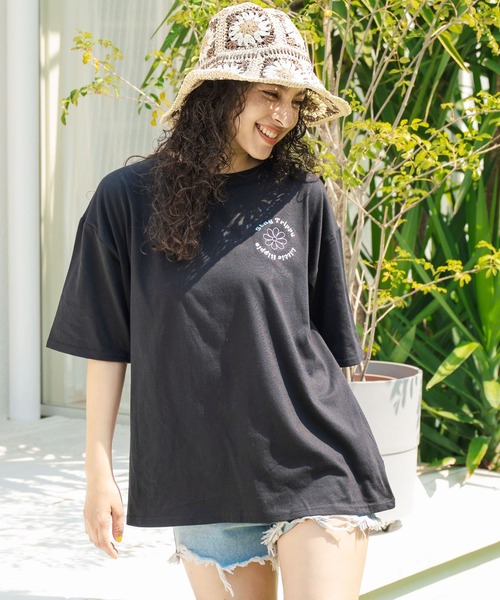 anap mimpi（アナップミンピ）の「ヒッピー メッセージ ロゴ プリント × フラワー 刺繍 Tシャツ（Tシャツ/カットソー・レディース・オフホワイト/ブラック/エメラルド・FREE）」の9枚目の写真