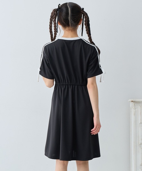 Amourire girl（アムリールガール）の「袖ライン リボンワンピース（ワンピース・キッズ・ブラック/ネイビー・140cm/150cm/160cm）」の15枚目の写真