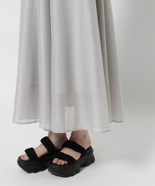 mysty woman（ミスティウーマン）の「ダブルベルトフレアスカート　573063（スカート・レディース・オフホワイト/グレー/ブラック・FREE）」の13枚目の写真