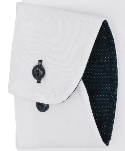 TOKYO SHIRTS（トウキョウシャツ）の「形態安定ノンアイロン ドゥエボットーニ 長袖ビジネスワイシャツ（ビジネスシャツ・メンズ・ホワイト・首回り37cm-裄丈80cm/首回り39cm-裄丈80cm/首回り39cm-裄丈84cm/首回り43cm-裄丈82cm）」の3枚目の写真