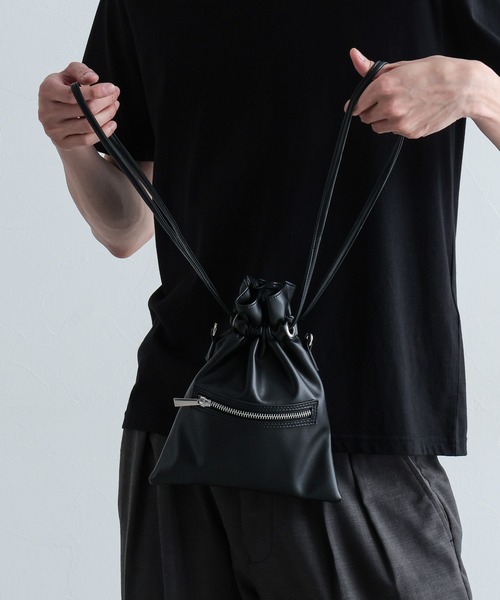 HARE ハレ　キンチャクRING BAG ショルダーバッグ　巾着　レザー HARE（ハレ）の「シンセティックレザーキンチャクRINGBAG(HARE