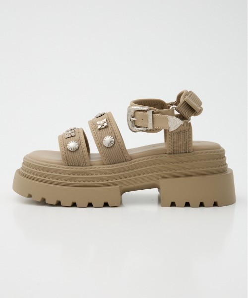 RODEO CROWNS WIDE BOWL(ロデオクラウンズワイドボウル)の「スタッズサンダル(サンダル・レディース・ブラック/ベージュ・LARGE/MEDIUM)」の9枚目の写真