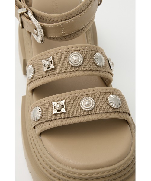 RODEO CROWNS WIDE BOWL(ロデオクラウンズワイドボウル)の「スタッズサンダル(サンダル・レディース・ブラック/ベージュ・LARGE/MEDIUM)」の16枚目の写真