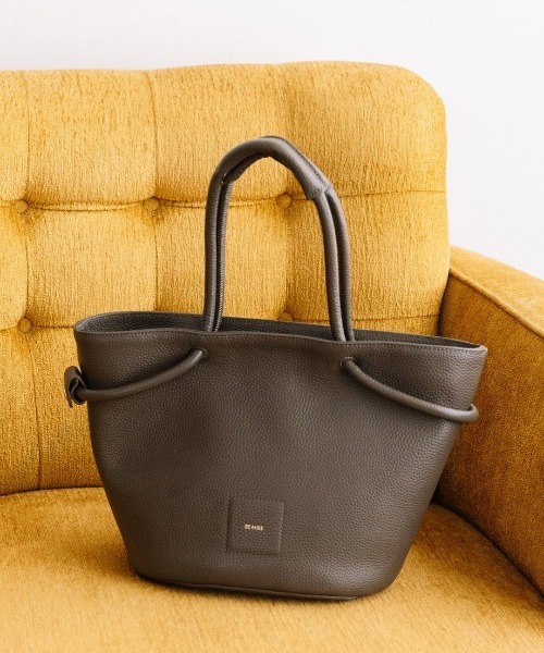 Beau're(ヴュレ)の「【BEAURE/ビュレ】Rope Handle RoundトートBag(トートバッグ・レディース・ベージュ/グレー/シルバー/ブラック・FREE)」の2枚目の写真
