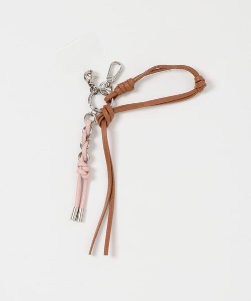 RODE SKO（ロデスコ）の「『別注』BEAURE×RODESKO　レザーチャーム（キーホルダー・レディース・ベージュ/ブラック/キャメル・ONE）」の7枚目の写真