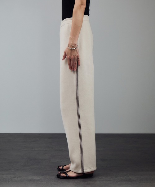 SALON adam et rope'（サロン アダム エ ロペ）の「パンツ-CreamyCotton /クリーミーコットン-（その他パンツ・レディース・ブラック/オフホワイト/ブラウン・FREE）」の20枚目の写真