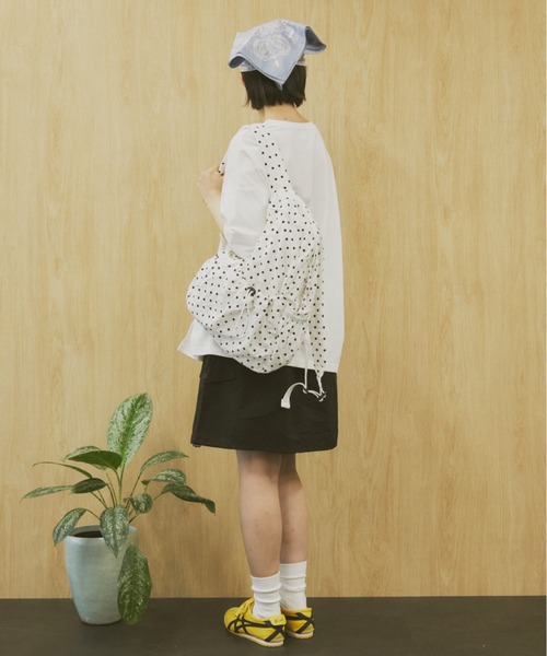 MERLOT（メルロー）の「【大容量】【A4サイズ、14inch以下のノートPC収納可能】デイリードットバッグパック（バックパック/リュック・レディース・ブラック/ホワイト・FREE）」の12枚目の写真