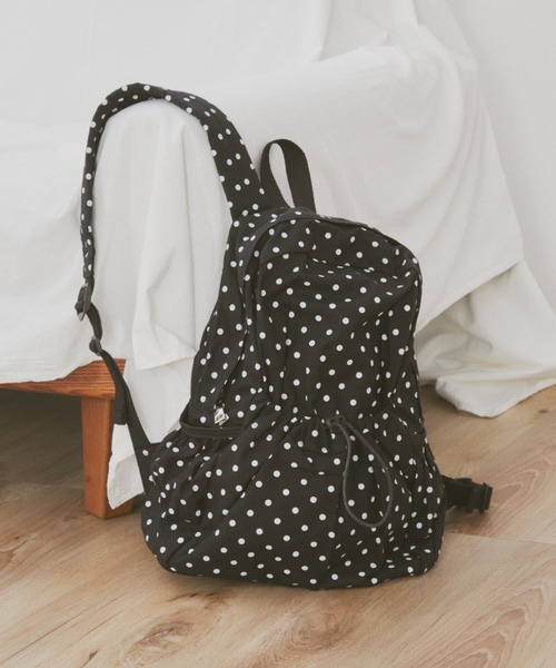 MERLOT（メルロー）の「【大容量】【A4サイズ、14inch以下のノートPC収納可能】デイリードットバッグパック（バックパック/リュック・レディース・ブラック/ホワイト・FREE）」の17枚目の写真