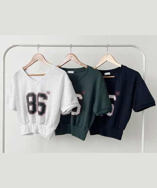 VIVID LADY(ビビッドレディー)の「Vネッククロップド 半袖トレーナー(Tシャツ/カットソー・レディース・ネイビー/ライトグレー/カーキ・FREE)」の20枚目の写真
