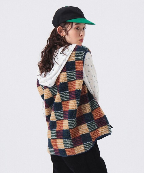 BEAMS BOY（ビームスボーイ）の「【2/5再値下げ】ジャガード ボア プルオーバー（ベスト・レディース・マルチ/ベージュ・ONESIZE）」の11枚目の写真